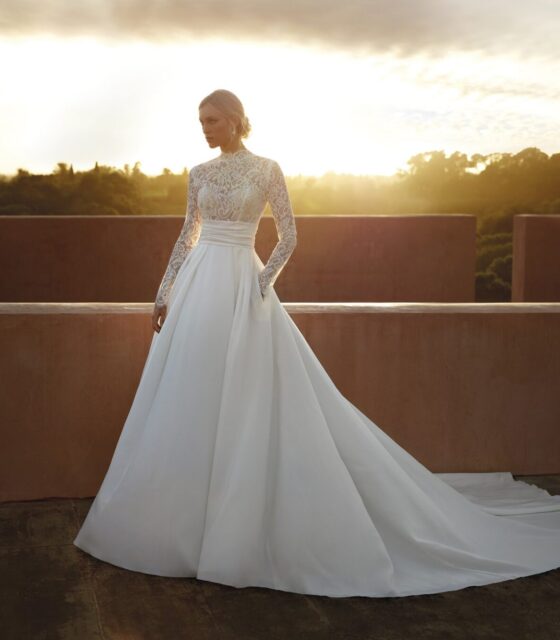 PRONOVIAS CEEYLO